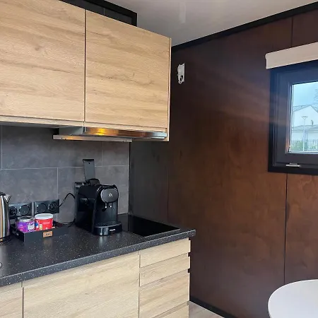 Reve Flottant Pour Amoureux Houseboat Black Et White Sauna LʼIsle-Adam